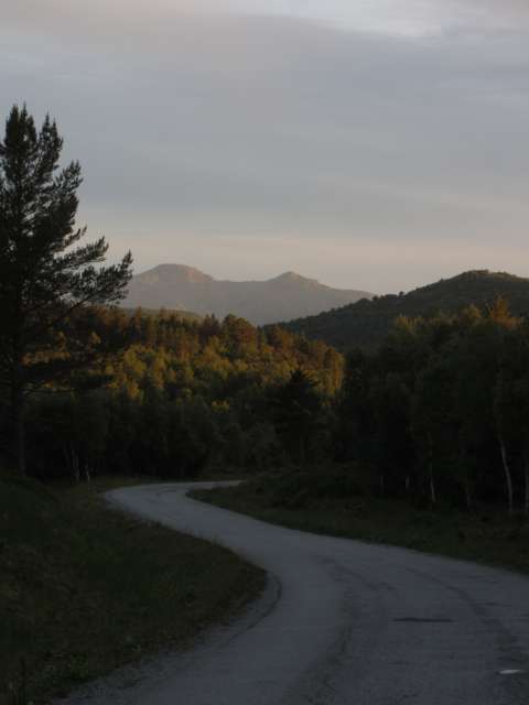 midnight sun in the Norwegian mountains