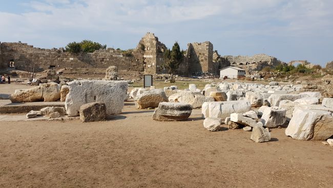 Die Ruinen der Römischen Stadt Side