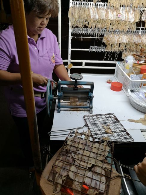 Preparing dried squid for consumption