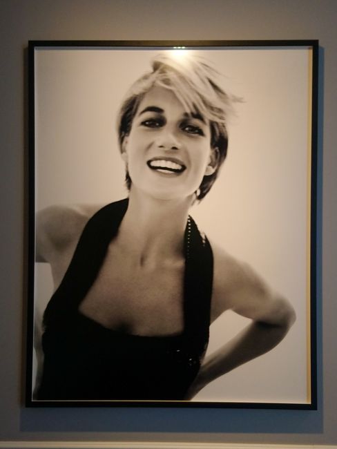 Und auch Prinzessin Diana hat der Künstler damals für die Vogue abgelichtet. 