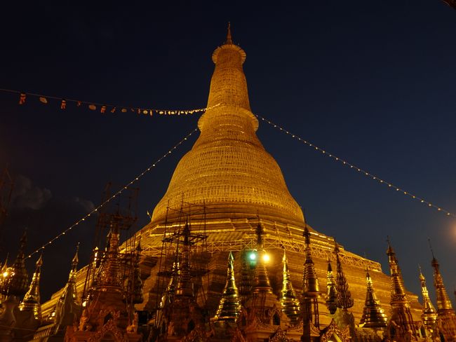 Wahrscheinlich schön, aber eingerüstet: die Shwedagon-Pagode