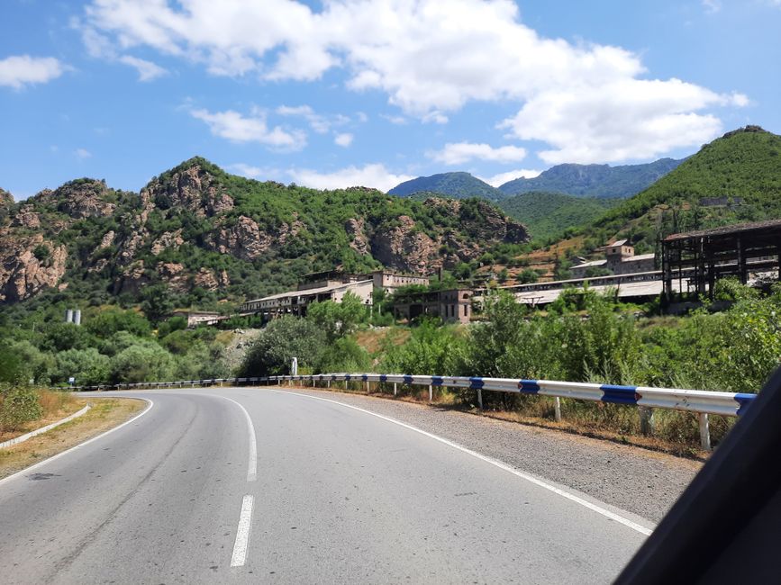 Tag 36 Armenien und Georgien - Fahrt nach Tiflis
