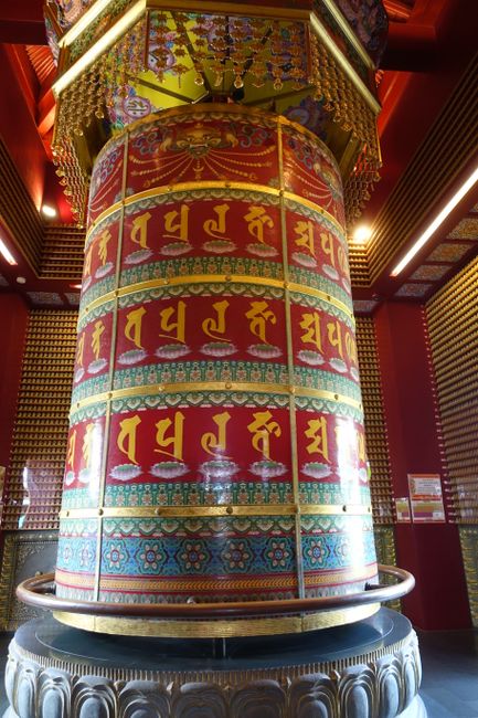 Größtes Buddha-Gebetsrad der Welt