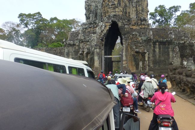 Kambodzsa 3. nap: Kis templomi túra