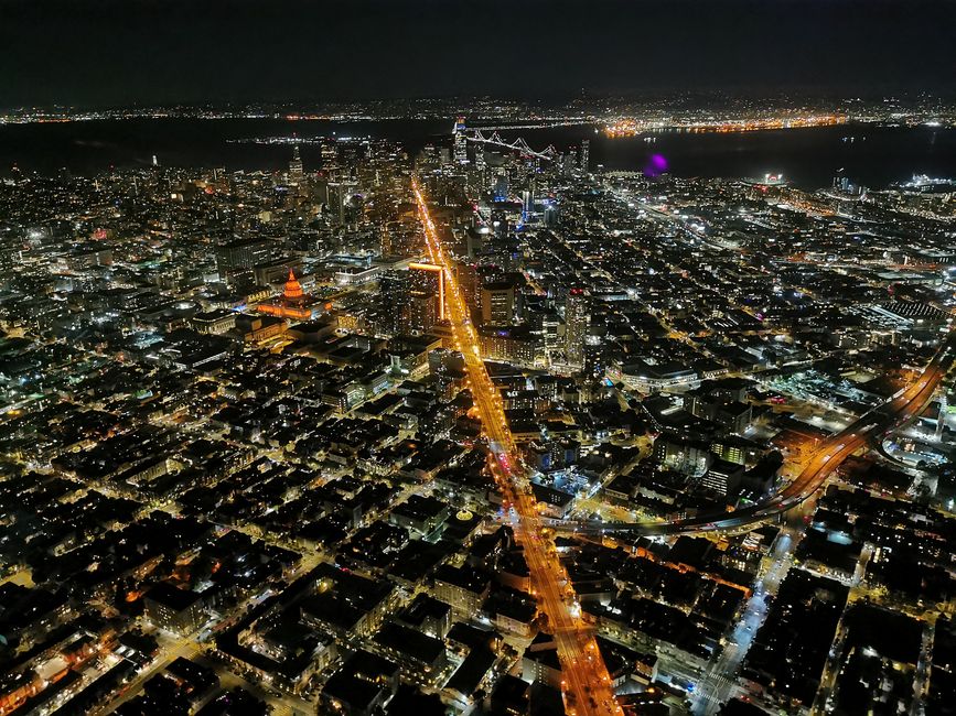 Das gleiche nochmal bei Nacht: San Fransiscos lights by night