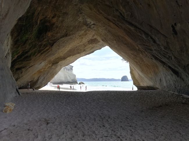 Cathedral Cove Archway