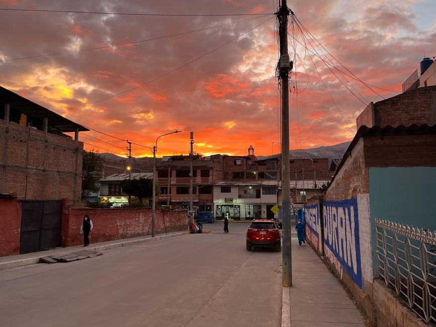 Allabendlicher Sonnenuntergang in Huaraz