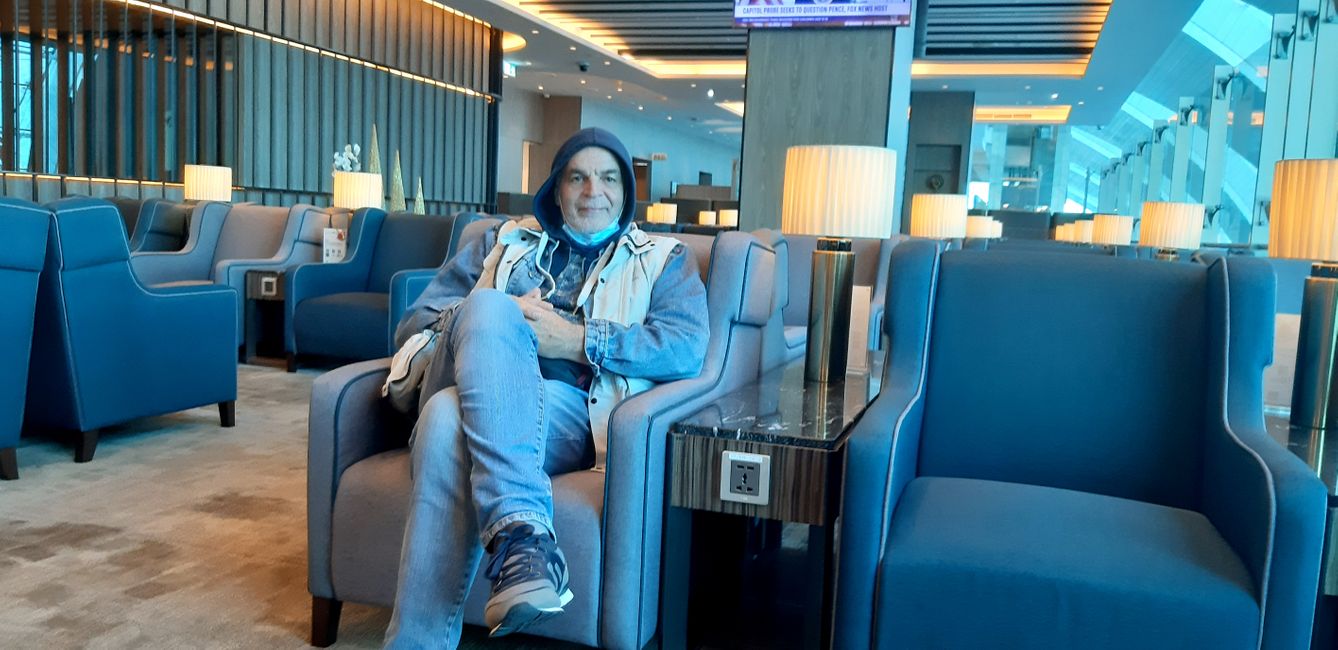 Dubai Lounge 