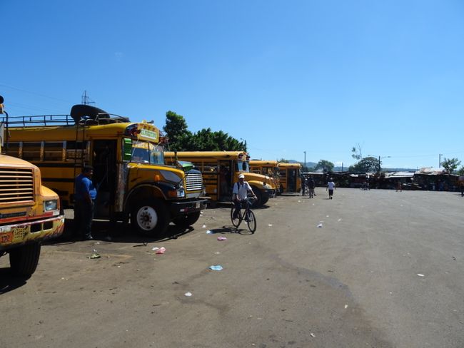 Bus terminal in Masaya