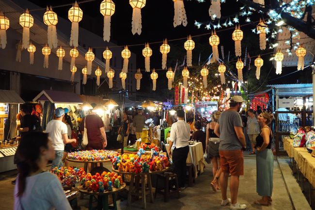 Chiang Mai: Elephanten, Lichter, Streetfood, Märkte, Tempel....