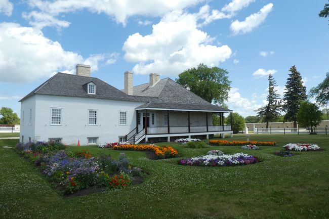 Lower Fort Garry