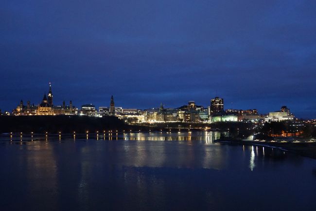 Ottawa bei Nacht