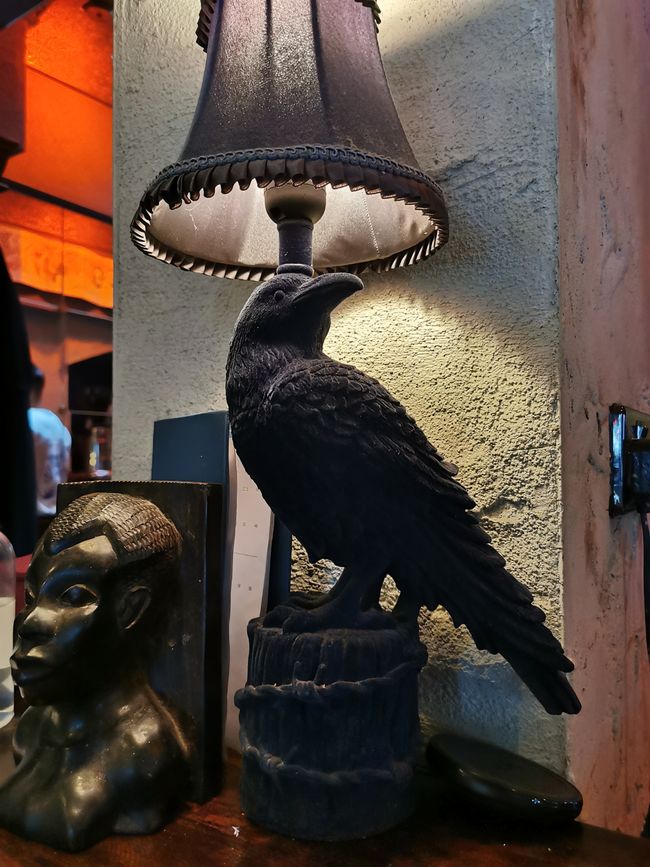 Herrliche Lampe in einer Bar 