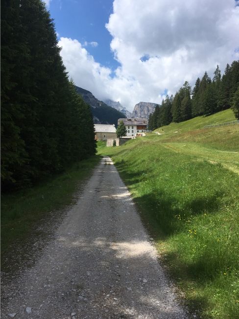 Etappe 4: Dolomitenradweg und Passo Giau