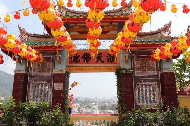 Lok Si Temple