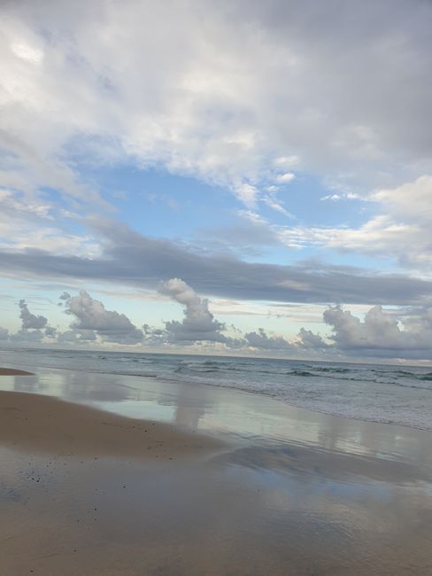 Fraser Island - Punktet hier mit Wolken ;-)