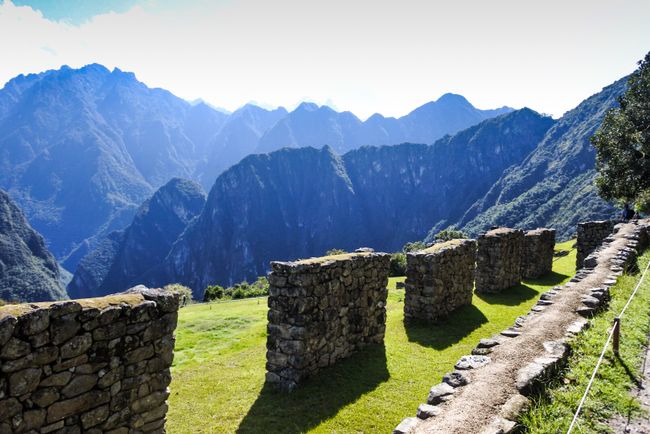 Machu Picchu & Montaña - the Sublime but also highly commercialized