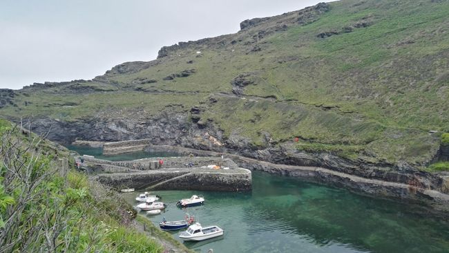 Harbour wall of Boscastle