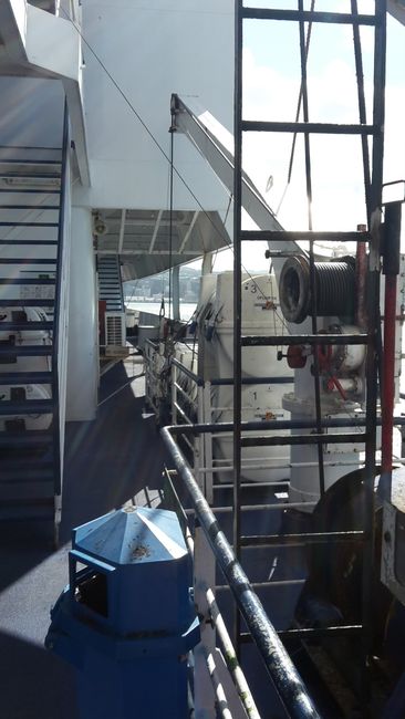 With the ferry from Picton (Southisland) to Wellington (Northisland)
