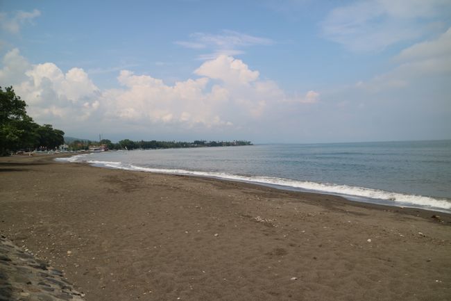 Lovina Beach