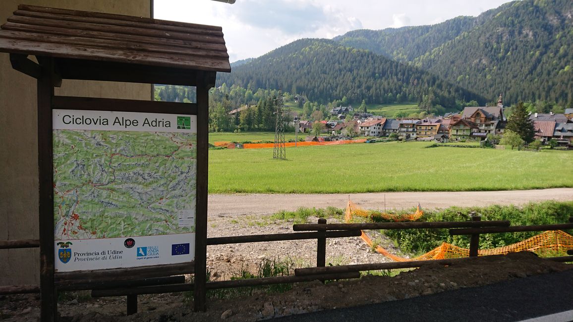 Italien, Alpe-Adria-Trail, alte Bahnstrecke