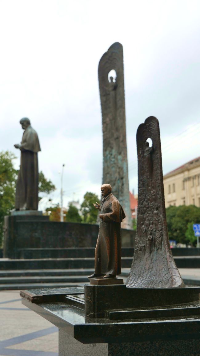 Taras Shevchenko Statue