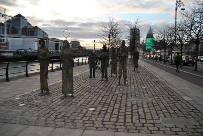 zurück in Dublin Famine Denkmal