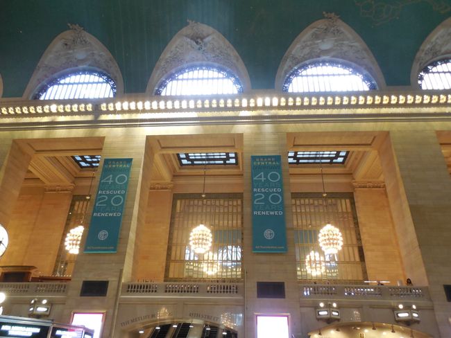 Grand Central Terminal waiting hall