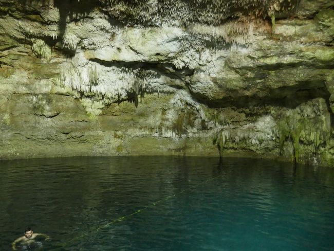 Tankach-Ha Cenote in Cobá
