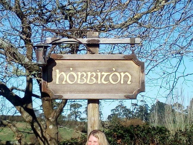 Hobbiton and Tree Path