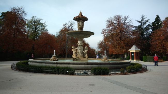 Fountain in Retiro