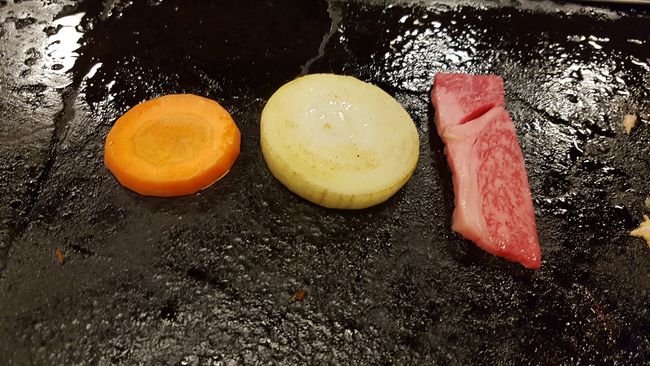 Kobe-Steak auf heißem Stein!