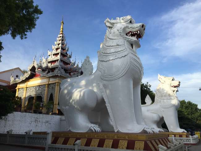 Auf Buddhas Spuren in Mandalay
