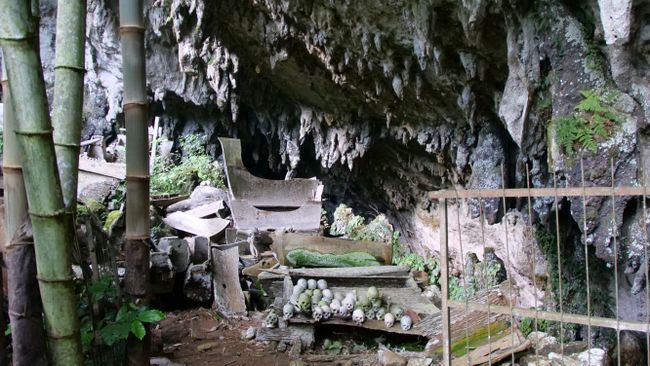 Grabhöhlen von Erong Lombok Parinding