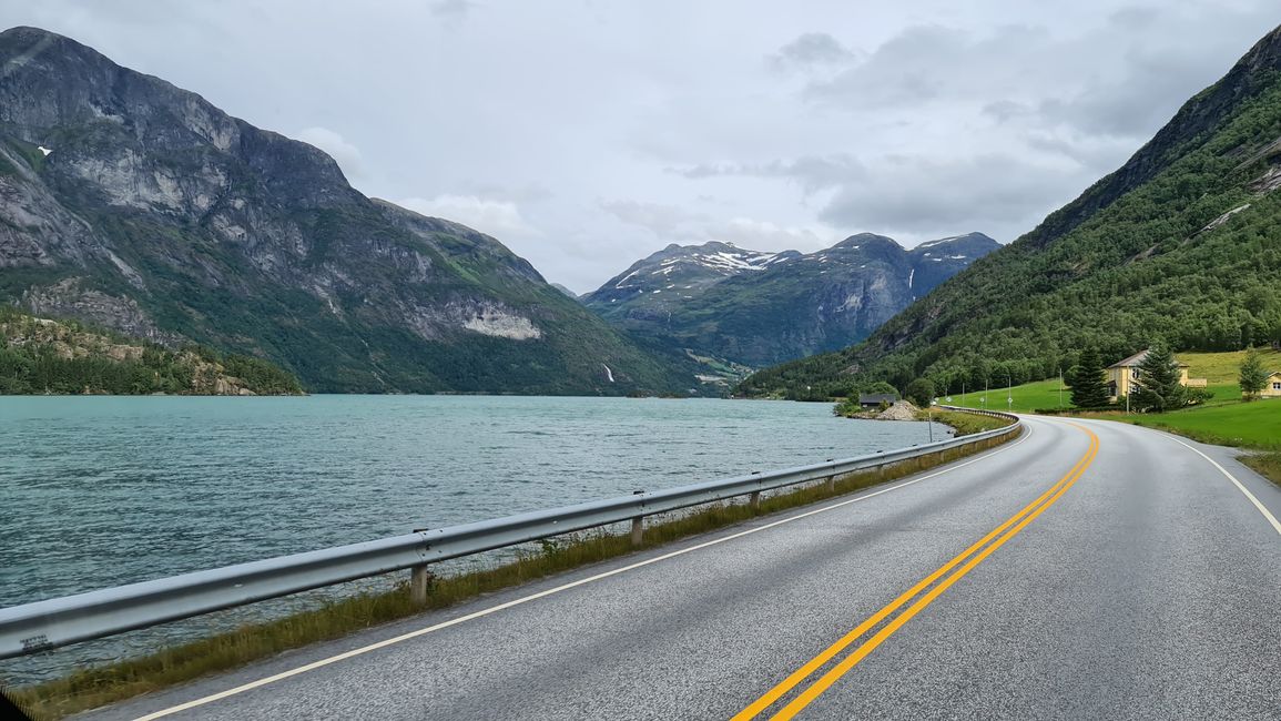 Tourist highlight Geiranger Fjord without crowds of tourists (or cruise ships)