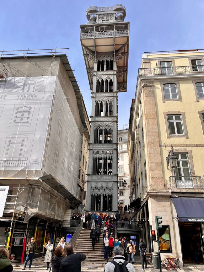 The famous elevator to the upper town (Bairro Alto)