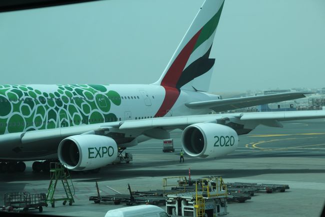 A380 mit Sonderbemalung von Dubai nach Frankfurt