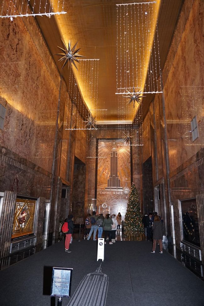 Empire State Building - entrance area
