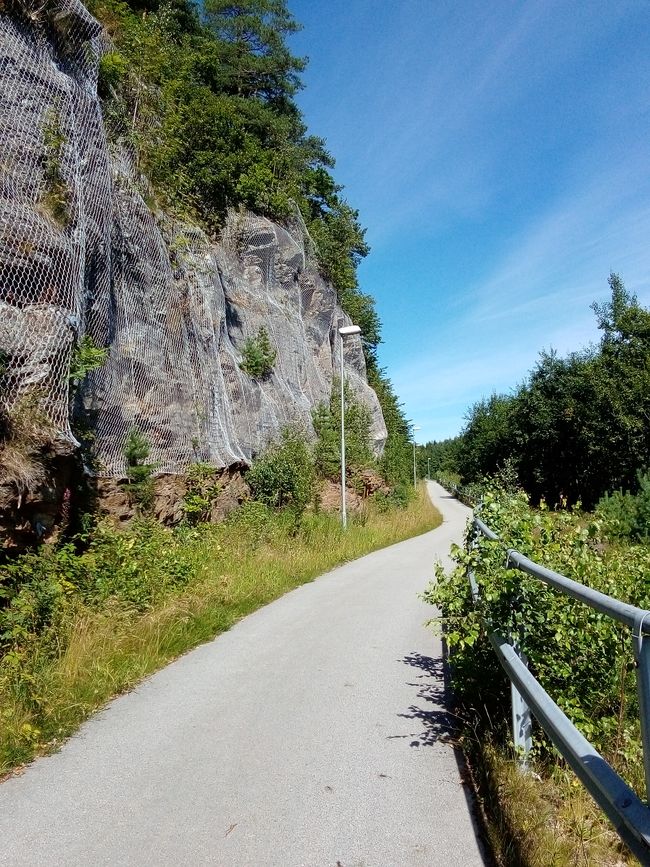 Beautiful cycling paths in Norway