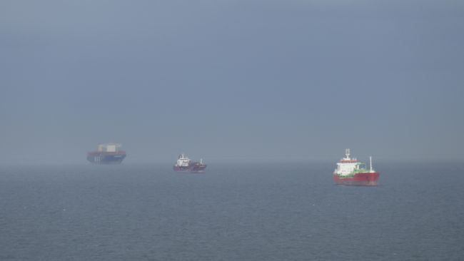 A lot of traffic in the North Sea. In the Atlantic, you can't see a single ship anymore.