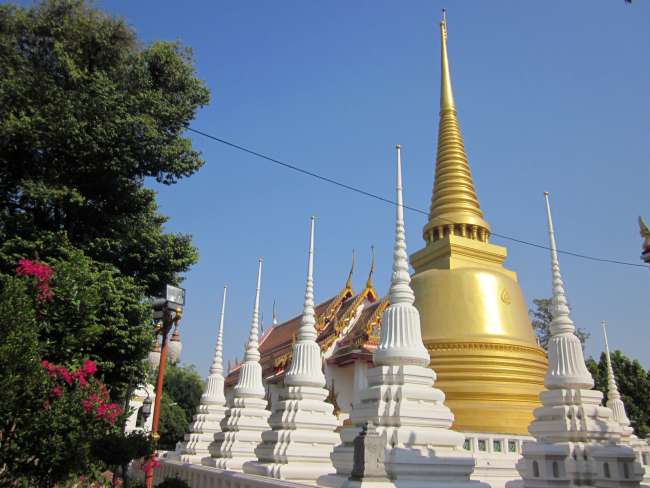 Vihara Phra Mongkhon Bophit