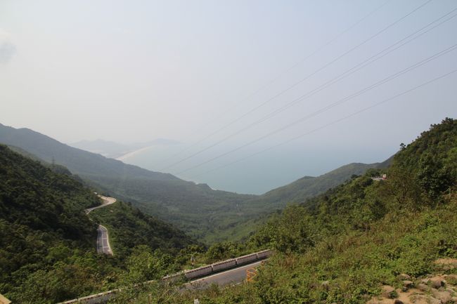 Die Aussicht von der Spitze des Hai Van Passes