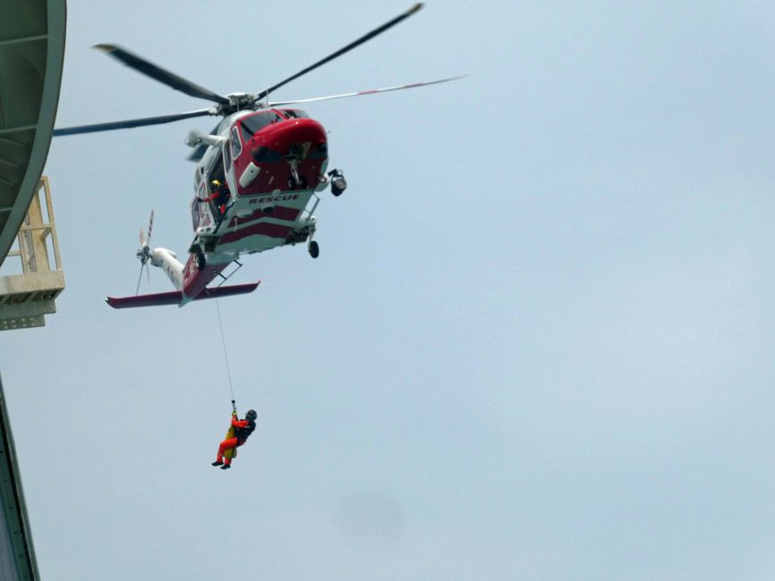 Evacuation by helicopter, ride to Darwin, Australia, March 8, 2023