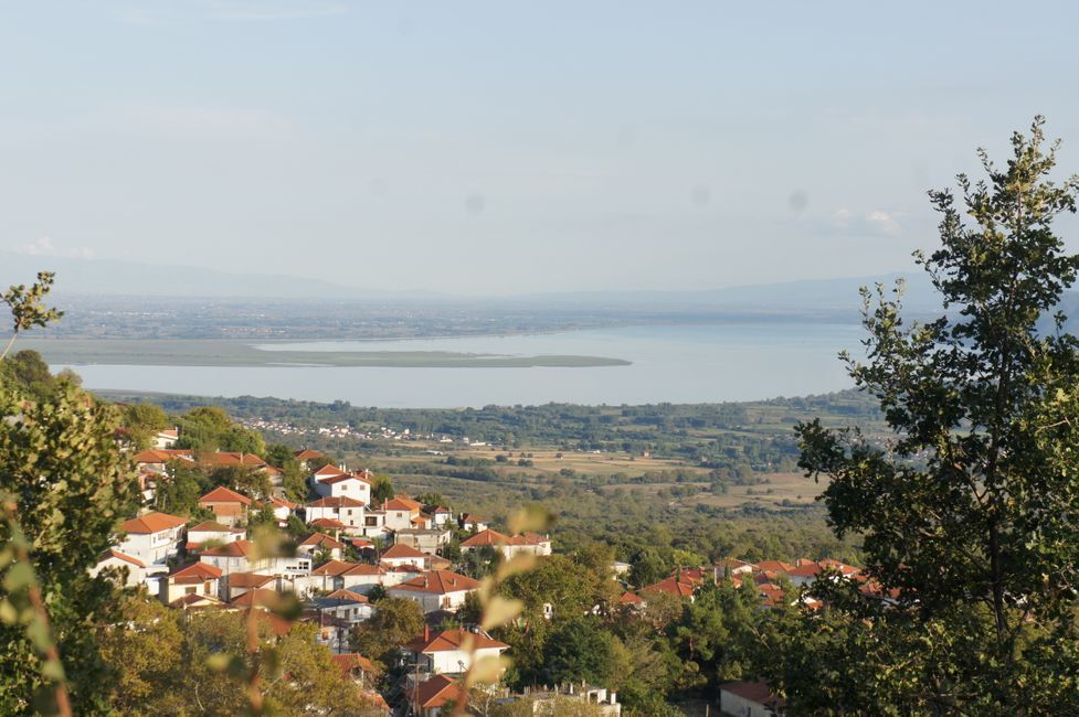 Blick von Ano Pareio über den Kerkini-See