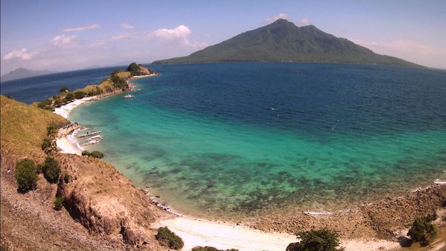 Island-hopping around Biliran Island