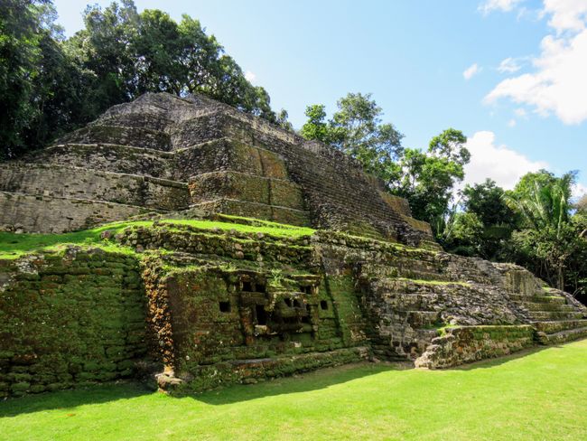 The Maya Ruins of Lamanai
