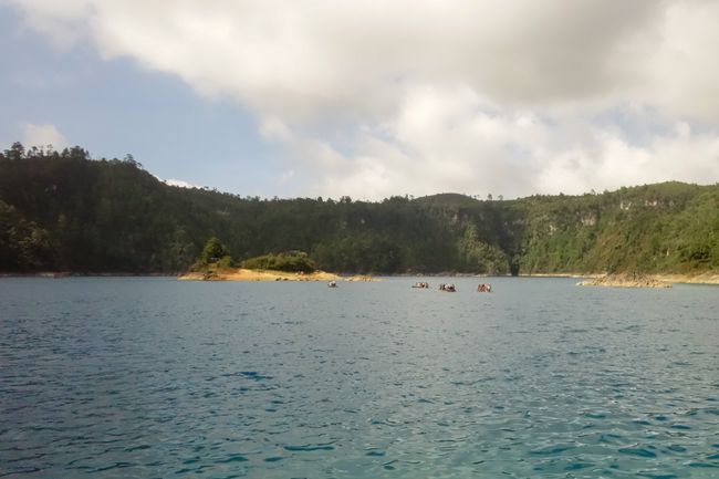 Dies war die spektakuläre Insel zu der man sich rüberschippern lassen konnte. Denn nur auf der Insel war schwimmen erlaubt! 