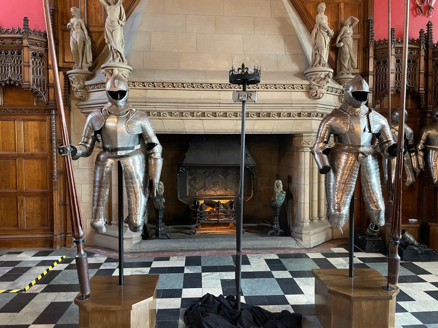 Rüstungsständer im Edinburgh Castle 