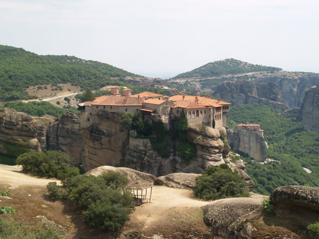 07.08.2018 - Day trip to Meteora, dinner by the sea