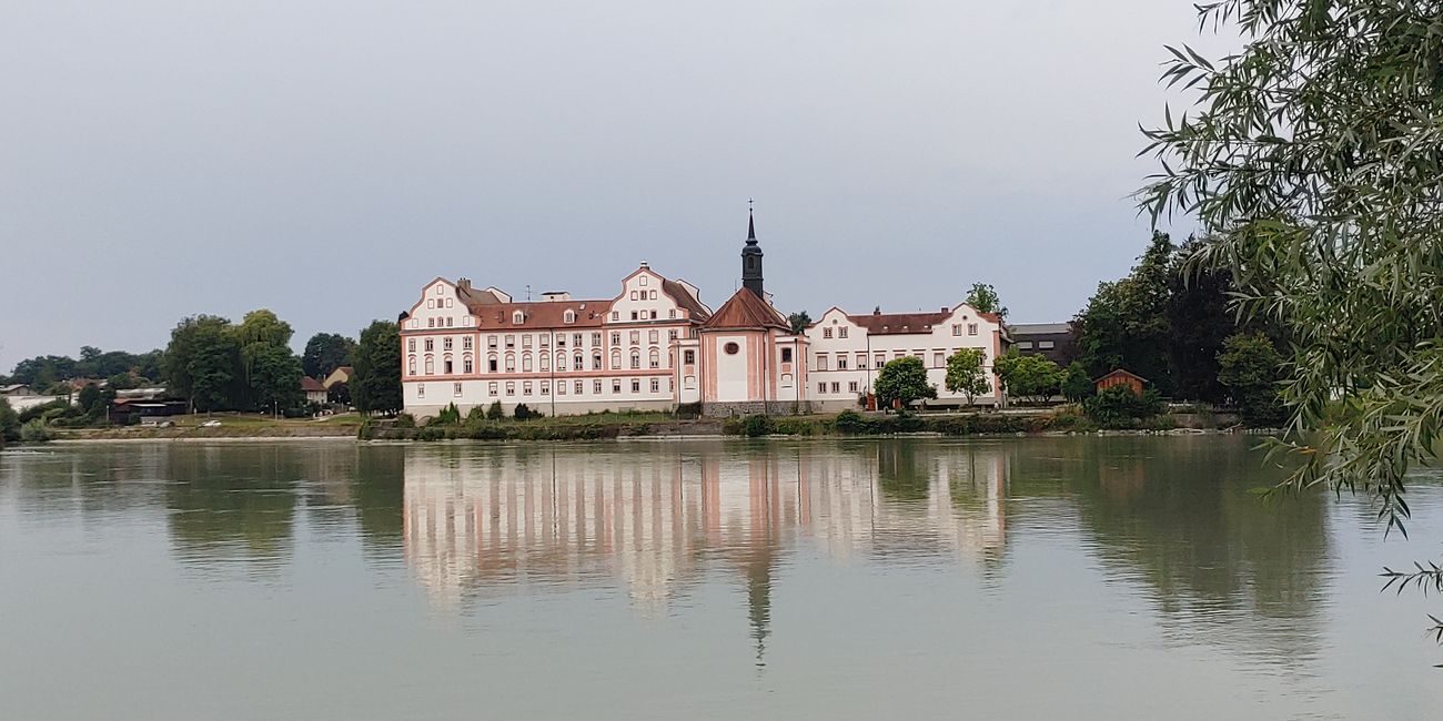 Schloss Neuhaus am Inn